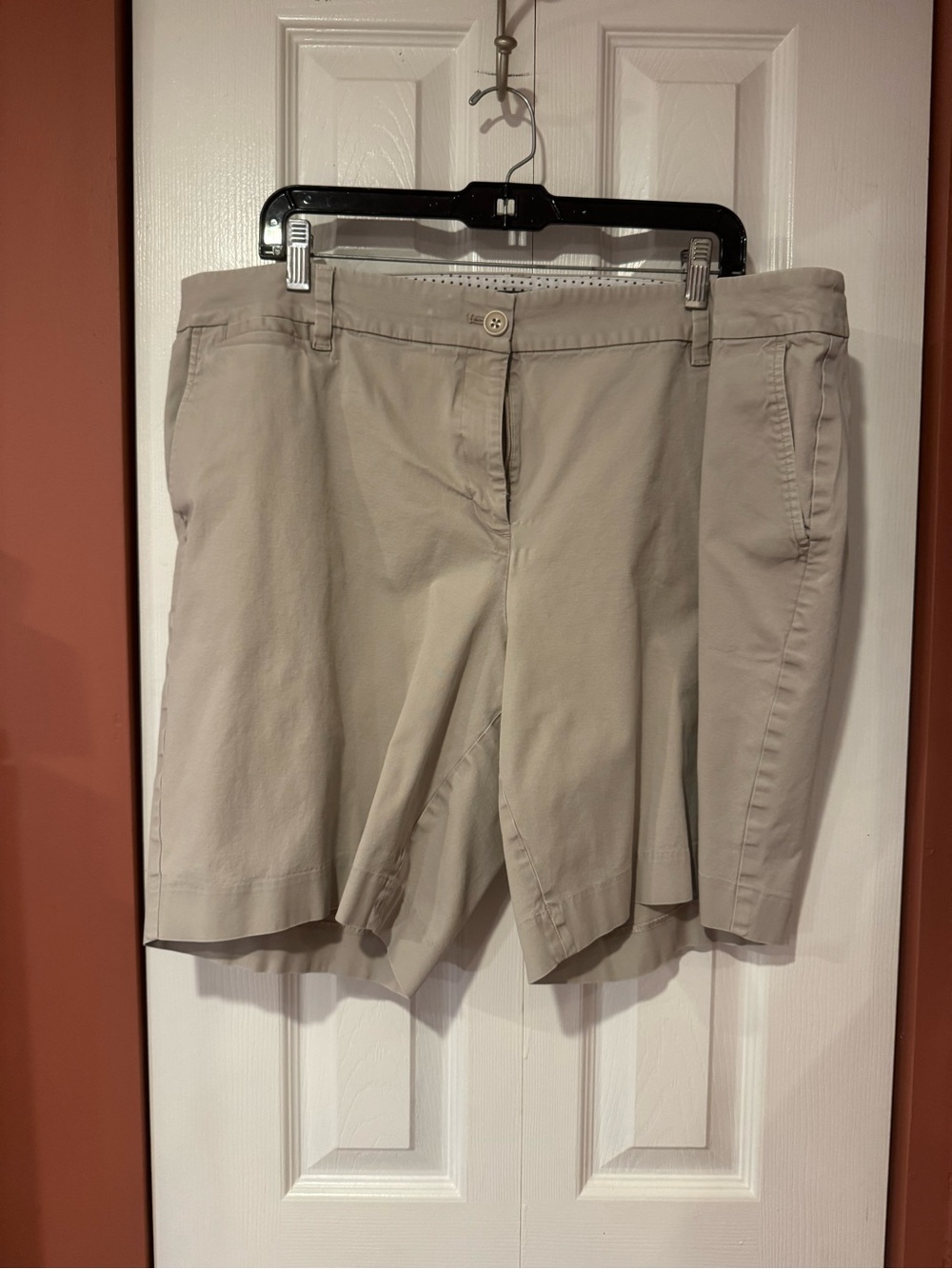 Talbots Khaki Cotton “Perfect” Bermuda Shorts, size 20WP
